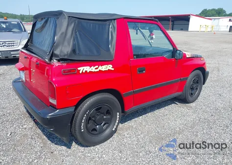 1996 Geo Tracker from USA, damaged, VIN 2CNBJ1862T6908302